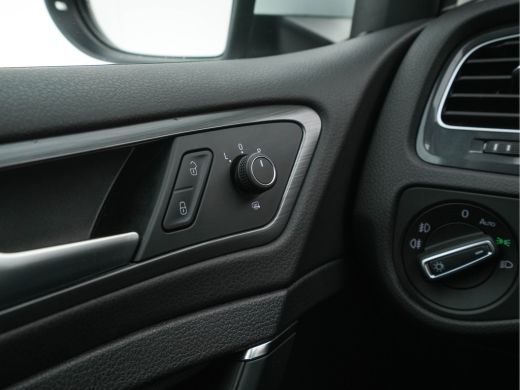 Volkswagen GOLF Variant 1.5 TGI CNG Comfortline Aut. *ADAPT.CRUISE | COMFORT-SEATS | ECC | PDC | PARKPILOT | TOWBAR | 16'... ActivLease financial lease