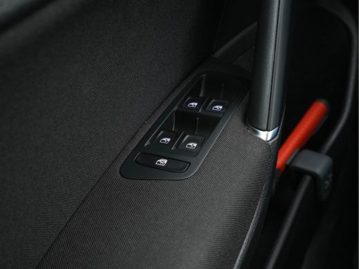 Volkswagen GOLF Variant 1.5 TGI CNG Comfortline Aut. *ADAPT.CRUISE | COMFORT-SEATS | ECC | PDC | PARKPILOT | TOWBAR | 16'... ActivLease financial lease