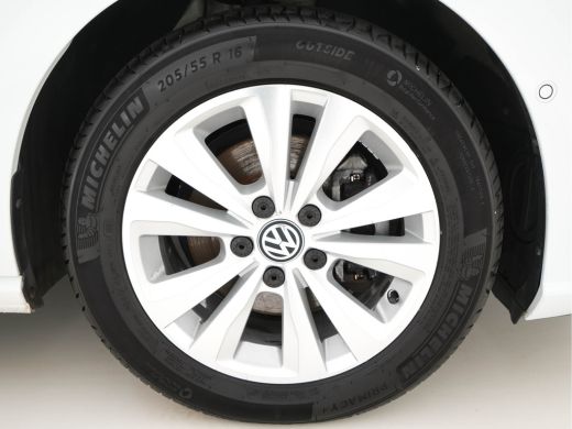 Volkswagen GOLF Variant 1.5 TGI CNG Comfortline Aut. *ADAPT.CRUISE | COMFORT-SEATS | ECC | PDC | PARKPILOT | TOWBAR | 16'... ActivLease financial lease