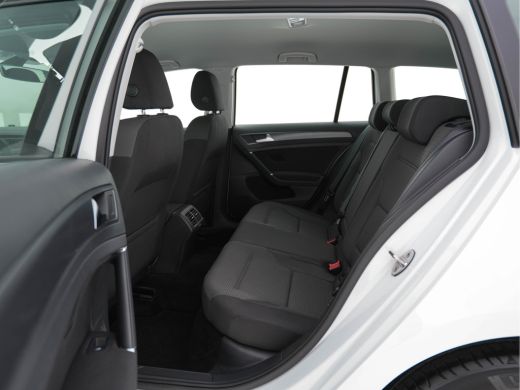 Volkswagen GOLF Variant 1.5 TGI CNG Comfortline Aut. *ADAPT.CRUISE | COMFORT-SEATS | ECC | PDC | PARKPILOT | TOWBAR | 16'... ActivLease financial lease