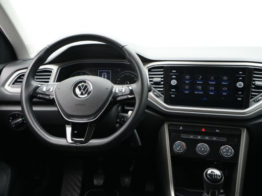 Volkswagen T-Roc 1.0 TSI Style Navi via App Pdc Acc AllSeason banden 168 ActivLease financial lease