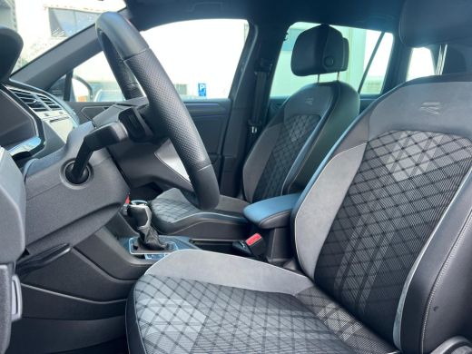 Volkswagen Tiguan 1.5 TSI 150 pk R-Line Business 7-DSG | Trekhaak elektrisch uitklapbaar | Achteruitrijcamera | Cru... ActivLease financial lease