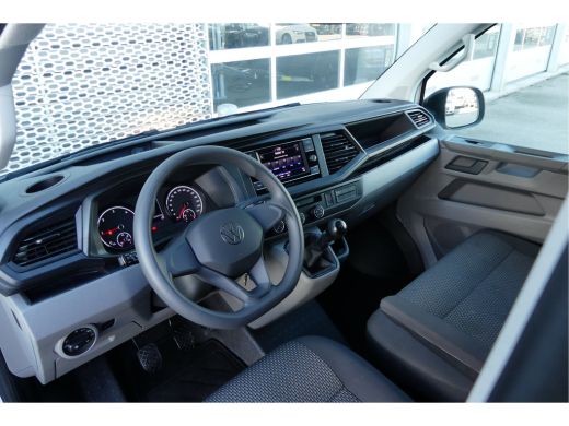 Volkswagen Transporter 110 PK | L2 | Airco | App Connect | Trekhaak | Betimmering | PDC | Cruise ActivLease financial lease