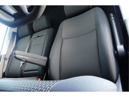 Volkswagen Transporter 110 PK | L2 | Airco | App Connect | Trekhaak | Betimmering | PDC | Cruise ActivLease financial lease