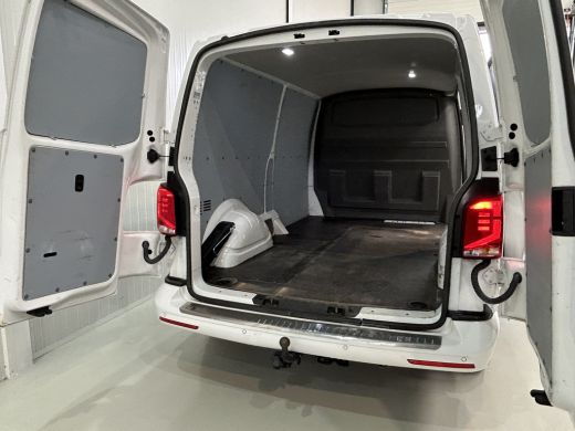 Volkswagen Transporter 2.0 TDI L2H1 Bulli Multivan pak. ActivLease financial lease