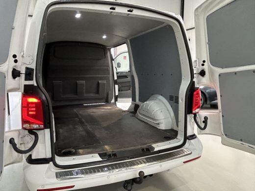 Volkswagen Transporter 2.0 TDI L2H1 Bulli Multivan pak. ActivLease financial lease