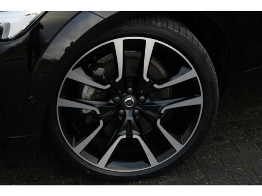 Volvo  XC60 Volvo T6 Ultimate Dark | Luchtvering | 360° Camera | Harman/Kardon | Massage & Ventilatie | Head-... ActivLease financial lease