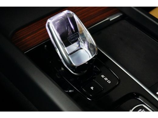 Volvo  XC60 Volvo T6 Ultimate Dark | Luchtvering | 360° Camera | Harman/Kardon | Massage & Ventilatie | Head-... ActivLease financial lease