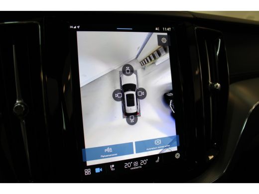 Volvo  XC60 Volvo T6 350PK Ultimate Dark | Trekhaak | 360° Camera | HUD | Keyless | Panoramadak ActivLease financial lease