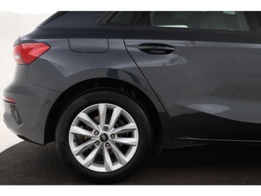 Audi A3 Sportback 30 TFSI Pro Line Schuifdak, Navigatie, Virtual, Trekhaak, Leer ActivLease financial lease