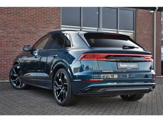 Audi Q8 55 TFSI e quattro S-Line S-zetels Pano Trekhaak B&O ACC Softclose ActivLease financial lease