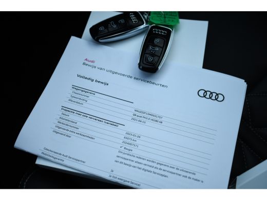 Audi Q8 55 TFSI e quattro S-Line S-zetels Pano Trekhaak B&O ACC Softclose ActivLease financial lease