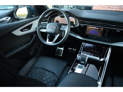 Audi Q8 55 TFSI e quattro S-Line S-zetels Pano Trekhaak B&O ACC Softclose ActivLease financial lease