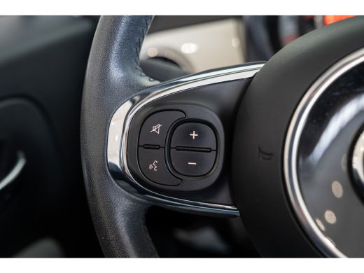 Fiat 500C 1.2 Young | Navigatie | Lichtmetalen velgen | Airco | ActivLease financial lease