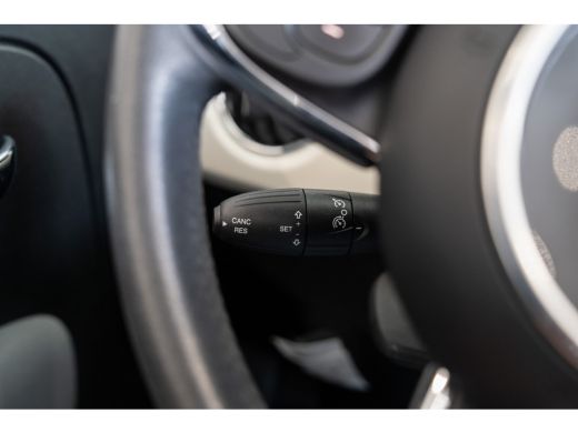 Fiat 500C 1.2 Young | Navigatie | Lichtmetalen velgen | Airco | ActivLease financial lease