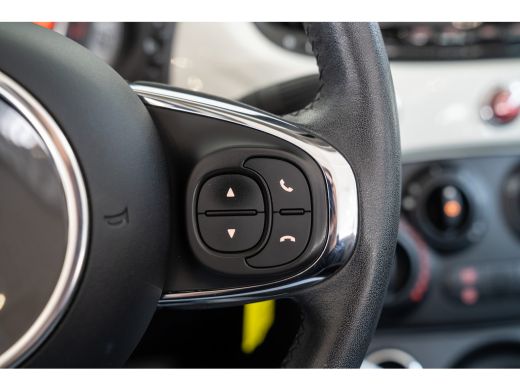 Fiat 500C 1.2 Young | Navigatie | Lichtmetalen velgen | Airco | ActivLease financial lease