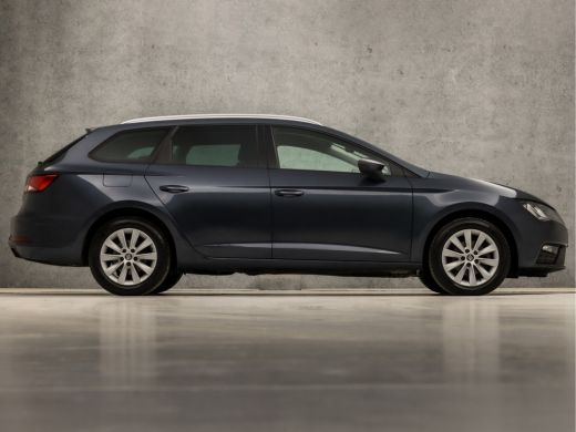 Seat León ST 1.0 TSI Sport (APPLE CARPLAY, NAVIGATIE, CLIMATE, CAMERA, KEYLESS, SPORTSTOELEN, GETINT GLAS, LAN... ActivLease financial lease