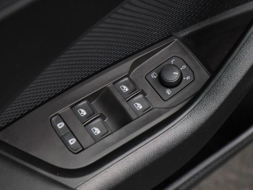 Skoda Octavia Combi 1.0 e-TSi 110 Pk Automaat Business Edition | Climate Control | Navigatie | Camera | LED | T... ActivLease financial lease