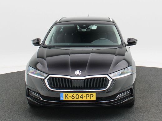 Skoda Octavia Combi 1.0 e-TSi 110 Pk Automaat Business Edition | Climate Control | Navigatie | Camera | LED | T... ActivLease financial lease