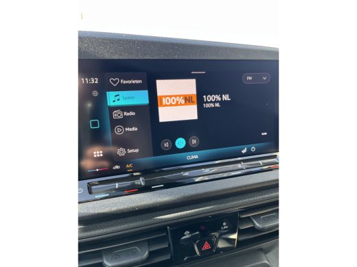 Volkswagen Caddy Maxi BPM VRIJ | 75 PK | Airco | Trekhaak | Apple Carplay | PDC achter ActivLease financial lease