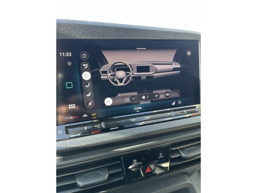 Volkswagen Caddy Maxi BPM VRIJ | 75 PK | Airco | Trekhaak | Apple Carplay | PDC achter ActivLease financial lease
