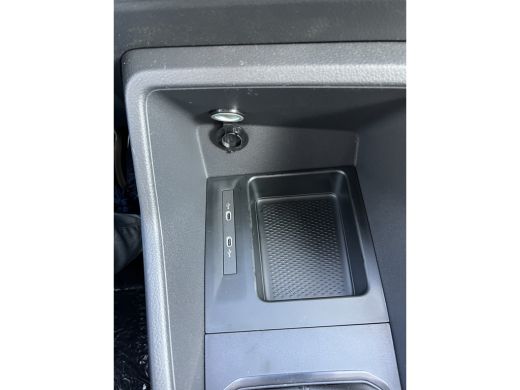 Volkswagen Caddy Maxi BPM VRIJ | 75 PK | Airco | Trekhaak | Apple Carplay | PDC achter ActivLease financial lease