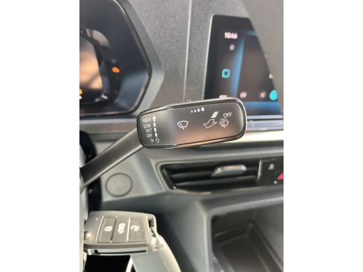 Volkswagen Caddy BPM VRIJ | 102 PK | Airco | Trekhaak | Apple Carplay | PDC achter | ActivLease financial lease