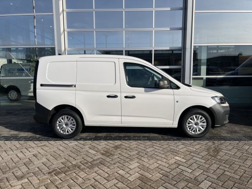 Volkswagen Caddy BPM VRIJ | 102 PK | Airco | Trekhaak | Apple Carplay | PDC achter | ActivLease financial lease