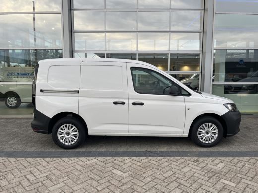 Volkswagen Caddy BPM VRIJ | 102 PK | Airco | Trekhaak | Apple Carplay | PDC achter ActivLease financial lease