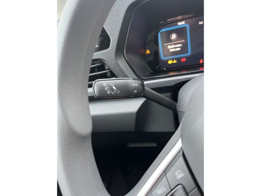 Volkswagen Caddy BPM VRIJ | 102 PK | Airco | Trekhaak | Apple Carplay | PDC achter ActivLease financial lease