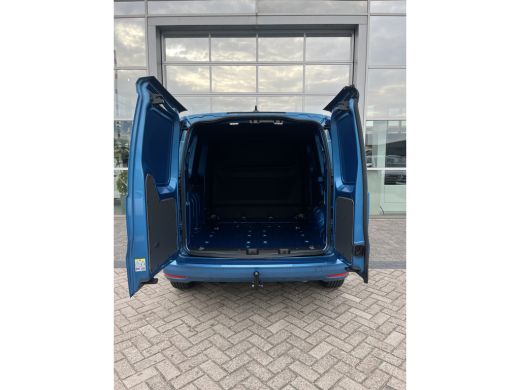 Volkswagen Caddy BPM VRIJ | Style | 123 PK | DSG | Trekhaak | Digitaal Display | Camera ActivLease financial lease