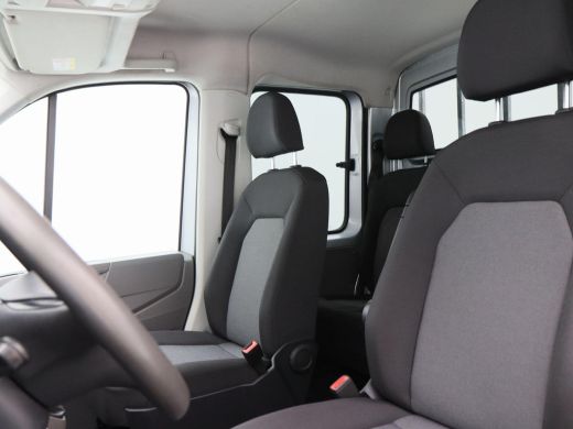 Volkswagen Crafter 35 2.0 TDi 140 Pk L3 DC Comfortline | Open Laadbak | 6 Zitplaatsen | Cruise Control | Privacy Gla... ActivLease financial lease