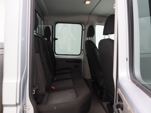 Volkswagen Crafter 35 2.0 TDi 140 Pk L3 DC Comfortline | Open Laadbak | 6 Zitplaatsen | Cruise Control | Privacy Gla... ActivLease financial lease