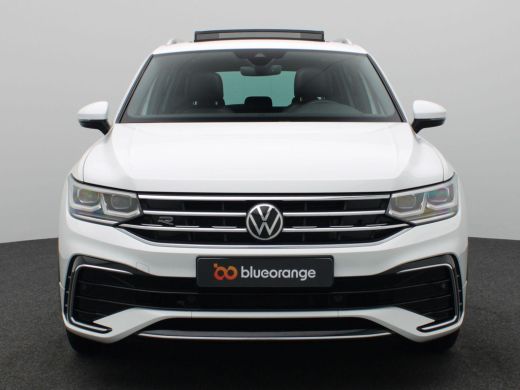 Volkswagen Tiguan 1.4 TSI eHybrid R-Line Business+ 245PK DSG Full led, trekhaak, adaptive cruise met travel assist,... ActivLease financial lease
