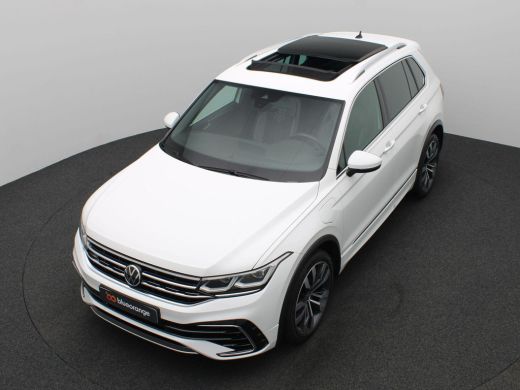 Volkswagen Tiguan 1.4 TSI eHybrid R-Line Business+ 245PK DSG Full led, trekhaak, adaptive cruise met travel assist,... ActivLease financial lease