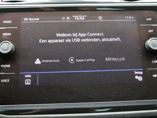 Volkswagen Tiguan 1.4 TSI eHybrid R-Line Business+ 245PK DSG Full led, trekhaak, adaptive cruise met travel assist,... ActivLease financial lease