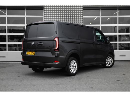 Volkswagen Transporter 2024 | Bulli | L1 | 170 pk Automaat | Digitaal Display ActivLease financial lease