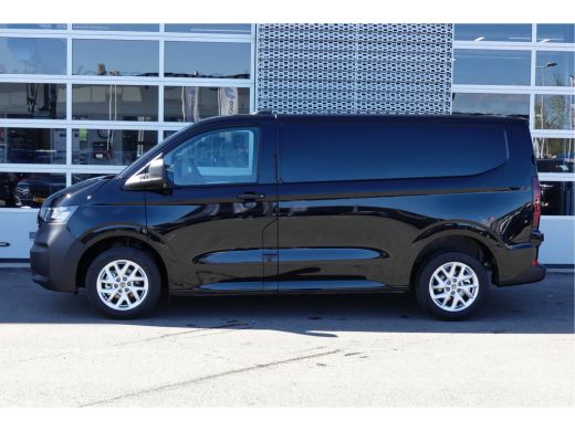 Volkswagen Transporter 2024 | Life | L1 | Digitaal Display ActivLease financial lease