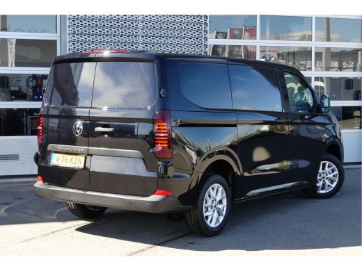 Volkswagen Transporter 2024 | Life | L1 | Digitaal Display ActivLease financial lease