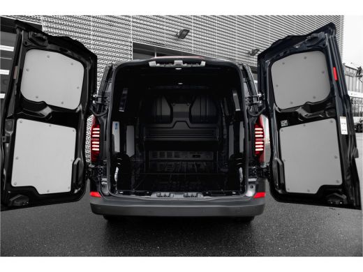 Volkswagen Transporter 2024 | Life | L1 | Digitaal Display ActivLease financial lease