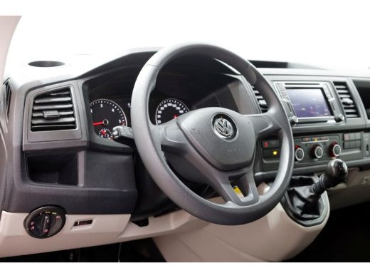 Volkswagen Transporter T6 2.0 TDI 150pk E6 Lang D.C. Airco/Navi 10-2019 ActivLease financial lease