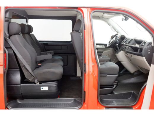Volkswagen Transporter T6 2.0 TDI 150pk E6 Lang D.C. Airco/Navi 10-2019 ActivLease financial lease