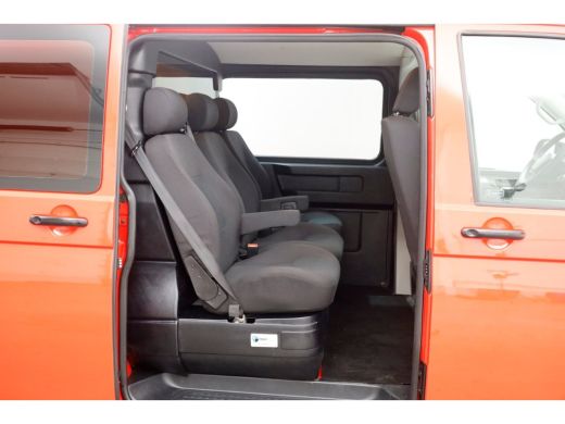 Volkswagen Transporter T6 2.0 TDI 150pk E6 Lang D.C. Airco/Navi 10-2019 ActivLease financial lease