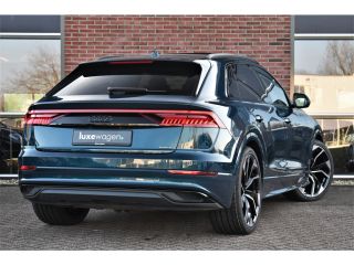 Audi Q8 55 TFSI e quattro S-Line S-zetels Pano Trekhaak B&O ACC Softclose