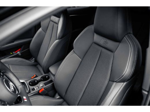 Audi A3 Sportback Audi S edition | Aluminium optiek in het interieur | Assistentiepakket Rijden en Parker... ActivLease financial lease