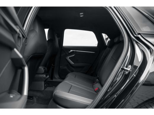 Audi A3 Sportback Audi S edition | Aluminium optiek in het interieur | Assistentiepakket Rijden en Parker... ActivLease financial lease