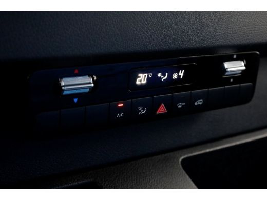 Mercedes Sprinter 311 CDI 7G Automaat RWD Bakwagen met achterdeuren Airco 03-2021 ActivLease financial lease
