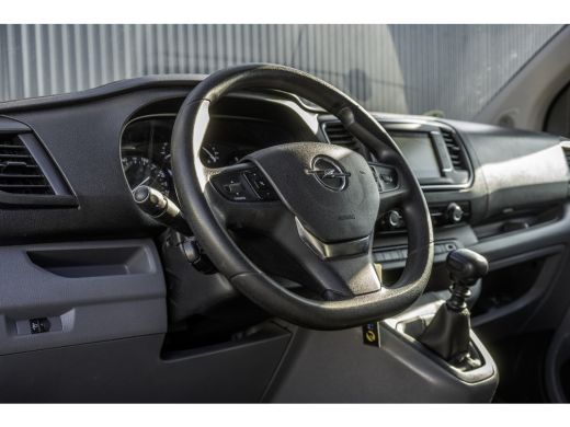 Opel Vivaro 2.0 CDTI L3H1 | Euro 6 | 123 PK | Metallic lak | Carplay | Cruise | Camera | PDC ActivLease financial lease