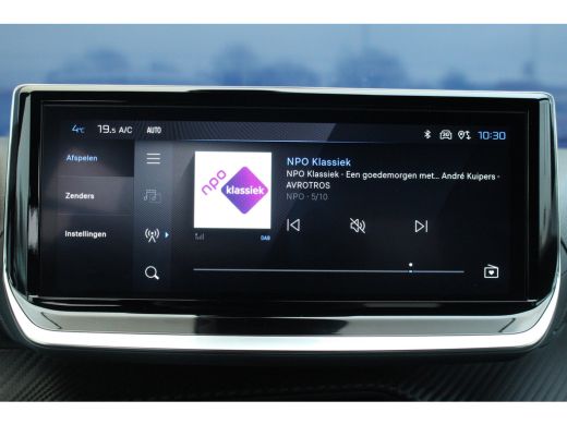 Peugeot 2008 Peugeot 1.2 Hybrid 136 e-DCS6 Allure | Adap. Cruise C | 360 Cam | CarPlay | Climate C. | | Adap. ... ActivLease financial lease