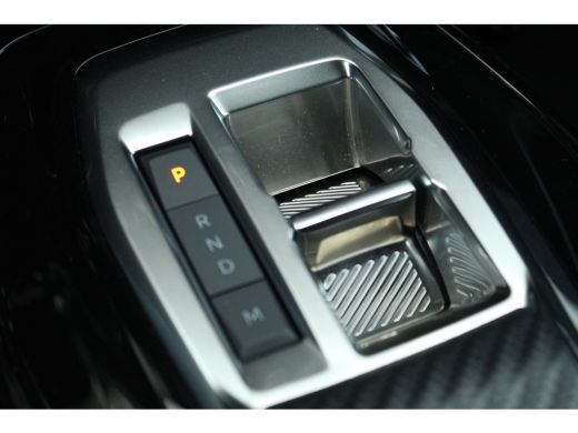 Peugeot 2008 Peugeot 1.2 Hybrid 136 e-DCS6 Allure | Adap. Cruise C | 360 Cam | CarPlay | Climate C. | | Adap. ... ActivLease financial lease